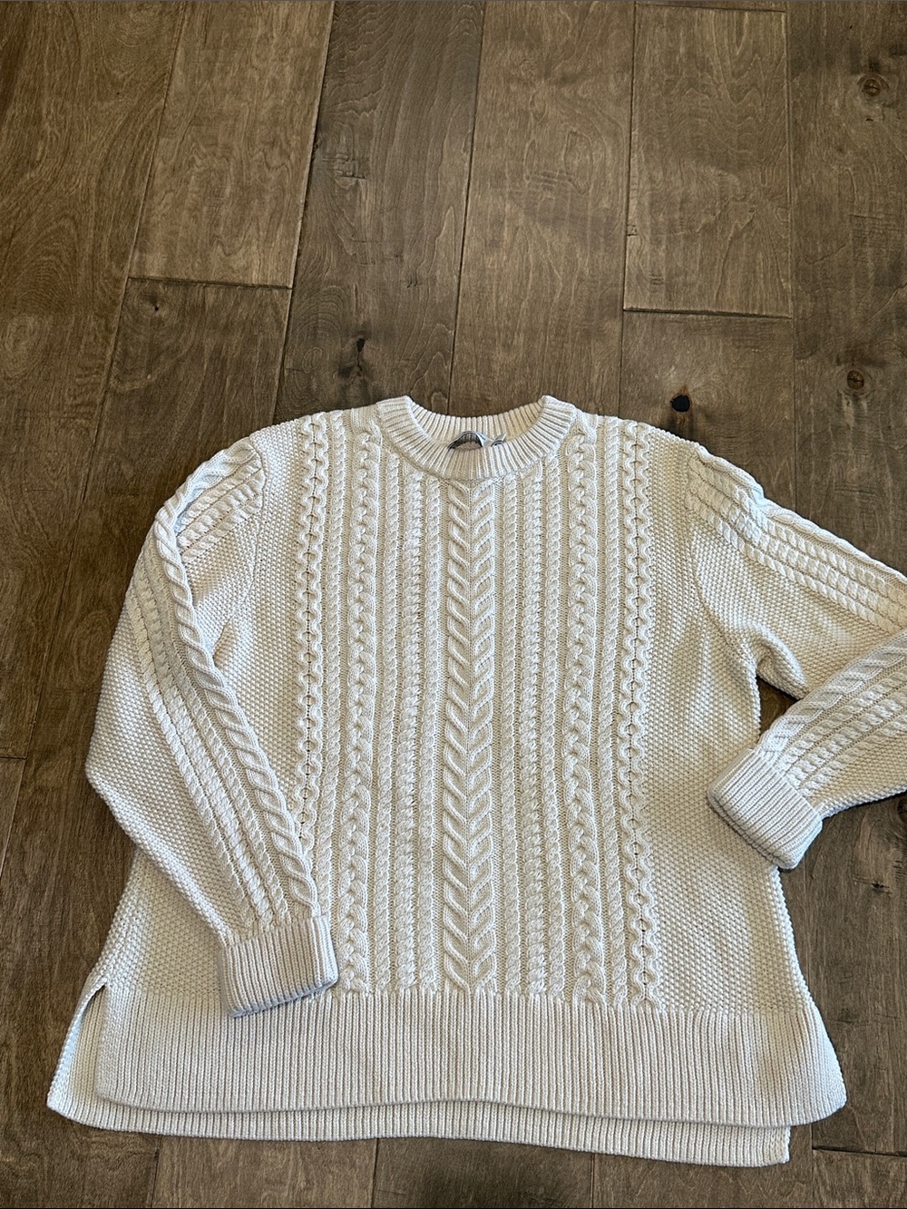 Vineyard Vines Cream Cable Knit Crewneck Sweater